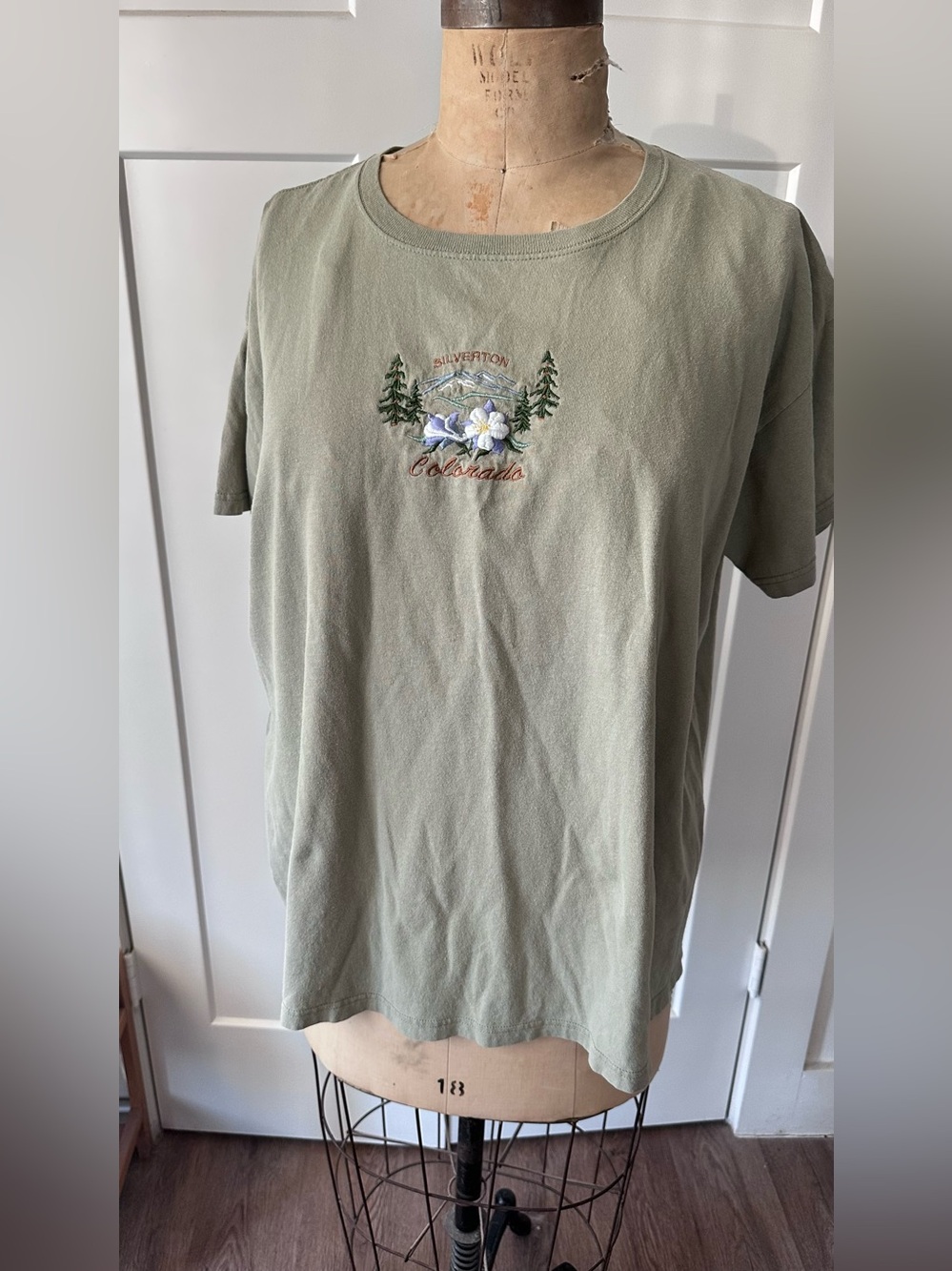 Vintage Colorado Embroidered sage green shirt